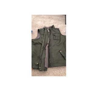 Womans vest olive green